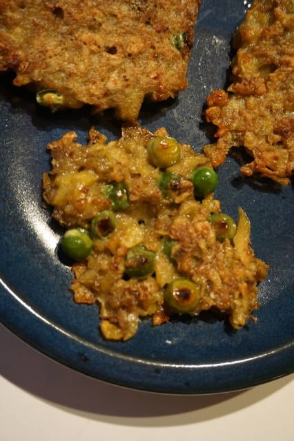 Kochen für Kinder - Kartoffel-Erbsen-Puffer von breifreibaby