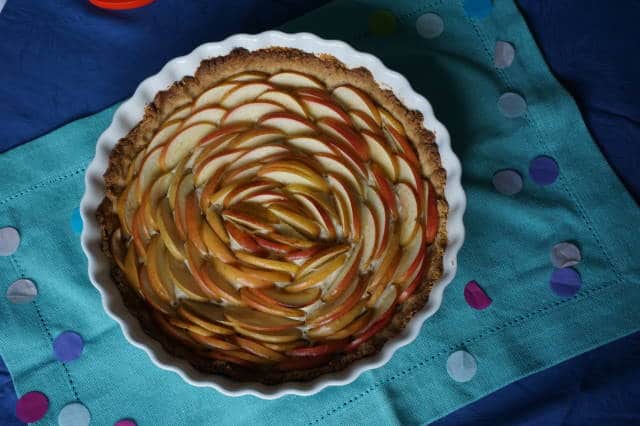 Deko Baby-Geburtstagsparty mit toller Apfeltorte von breifreibaby