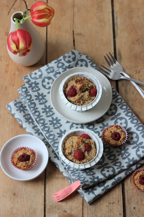 Himbeer-Haferflocken-Muffins ohne Zucker aus dem Buch "Gesund backen ist Liebe"