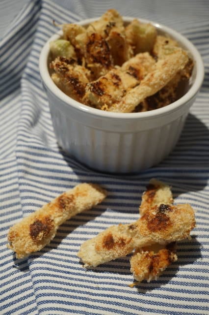 Kohlrabipommes paniert mit Semmelbrösel für Kinder