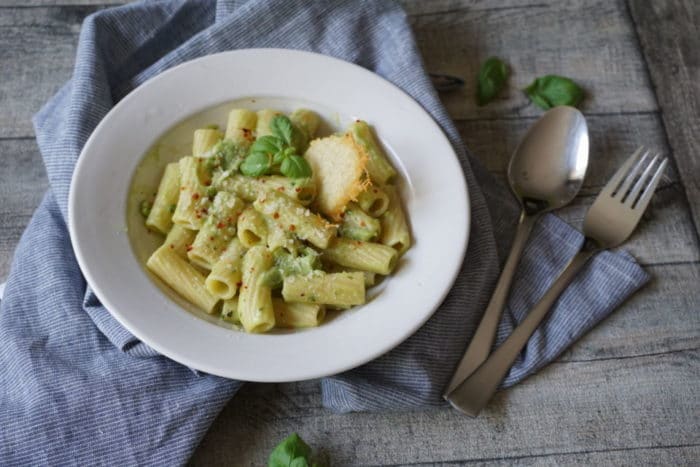 Familienküche - Pasta mit Soße aus Avocado