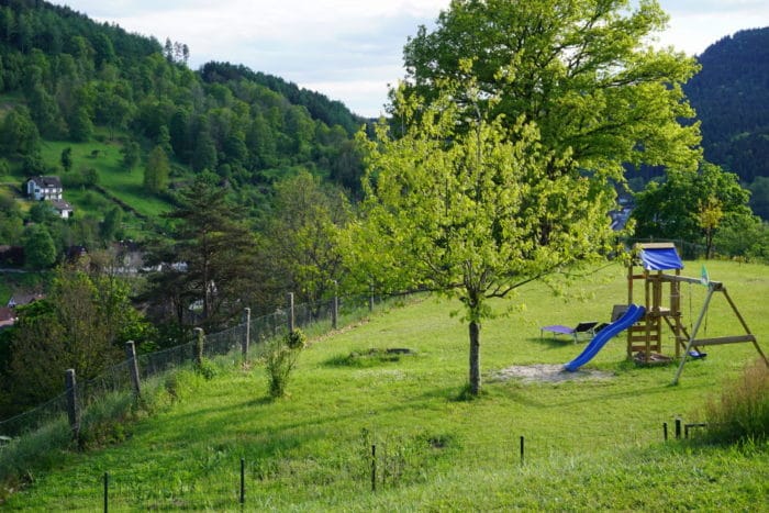 Garten, Schaukel, Sandkasten, Rutsche