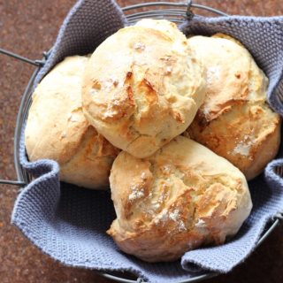 Schnelle Joghurtbrötchen - in 25 Minuten auf dem Tisch, super fürs Sonntagsfrühstück
