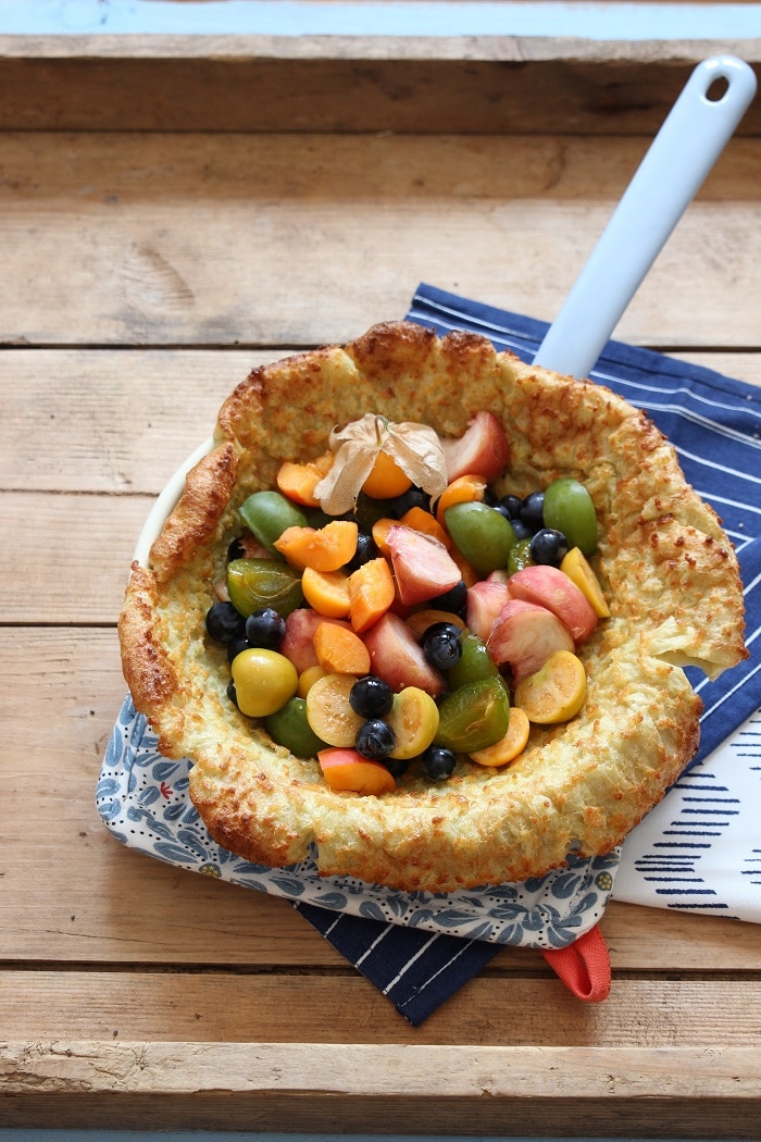 Ofenpfannkuchen mit Obst - Dutch Baby mit Physalis - breifrei, BLW, baby-led weaning Rezepte fürs Frühstück