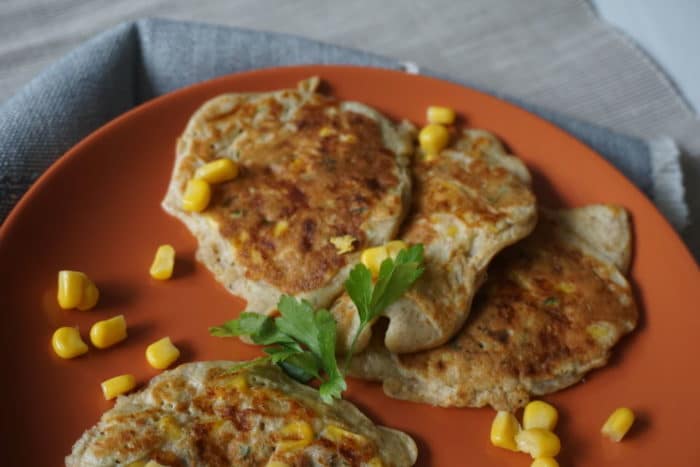 vegetarische Maispuffer für Babys - breifrei und BLW Familien Rezept