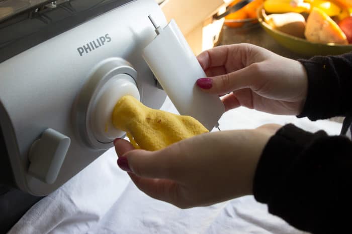 selbstgemachte Lasagne mit Lasagneplatten aus der Nudelmaschine