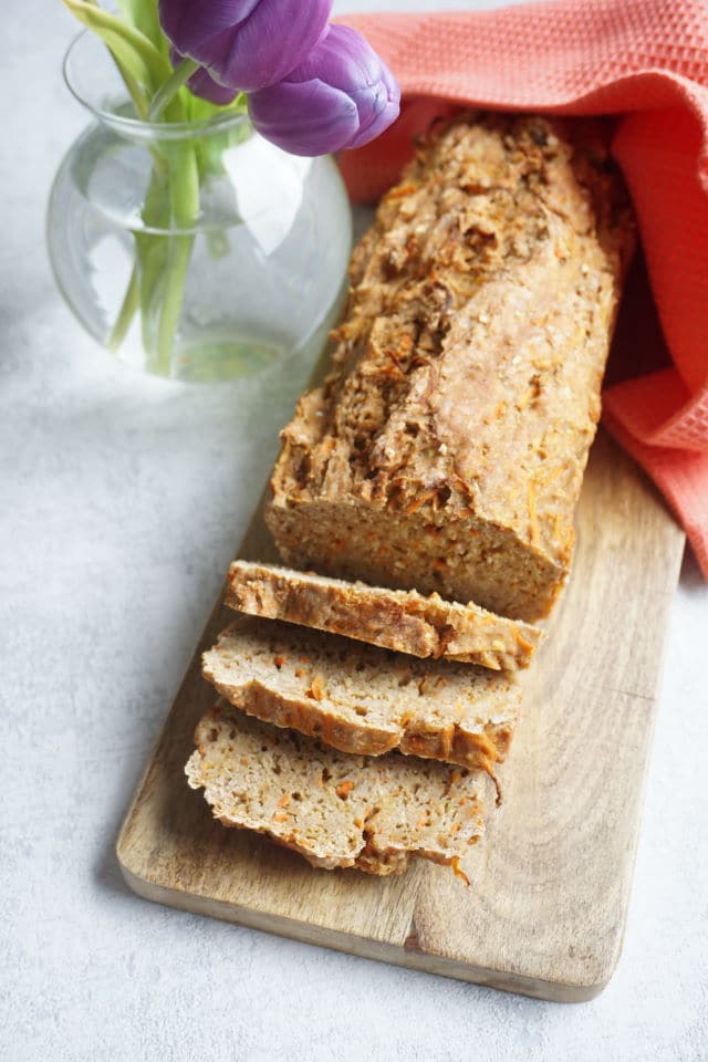 saftiges gesundes Brot mit Karotten - schnelles Rezept für ein leckeres Brot für Baby