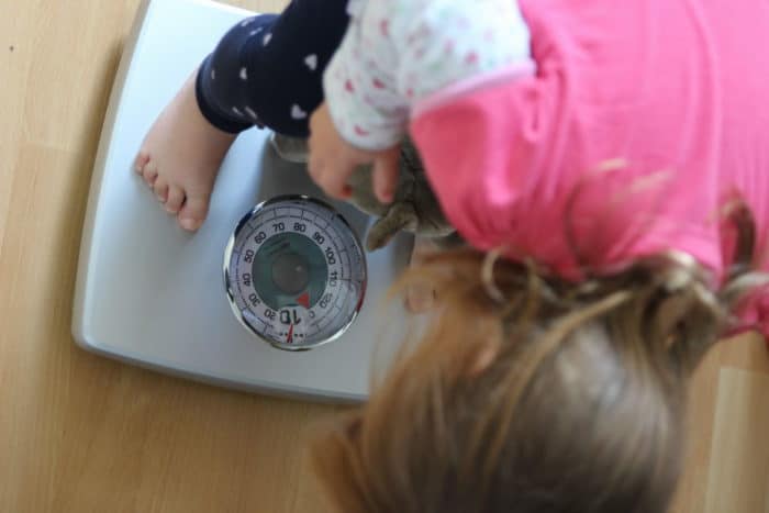 Gewichtskontrolle - Wachstum bei Babys und Kleinkindern