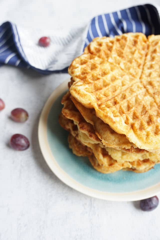 zuckerfreie Waffeln für BLW - Apfelwaffeln ohne Zucker