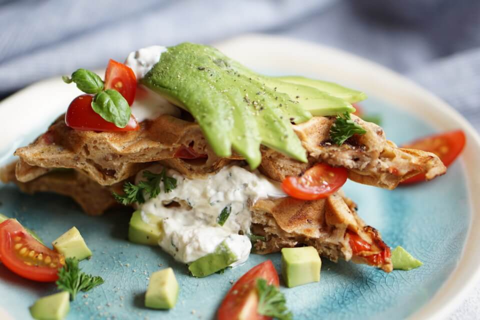 Waffeln mit Fleisch blitzschnell zubereiten - egal ob für ein schnelles Abendessen oder als BLW Rezept