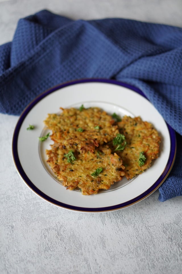 Bratlinge, Puffer und Plinsen mit Gemüse, Haferflocken oder Couscous - unsere liebsten Kinderrezepte und BLW Rezepte