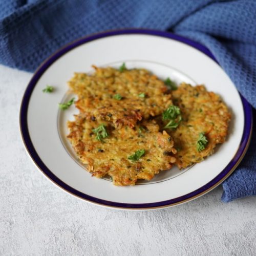Haferplinsen: ein leckeres Kinderrezept mit Haferflocken und Möhren