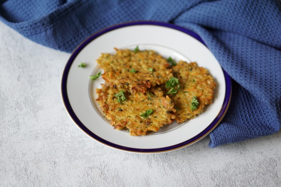 Haferplinsen: ein leckeres Kinderrezept mit Haferflocken und Möhren
