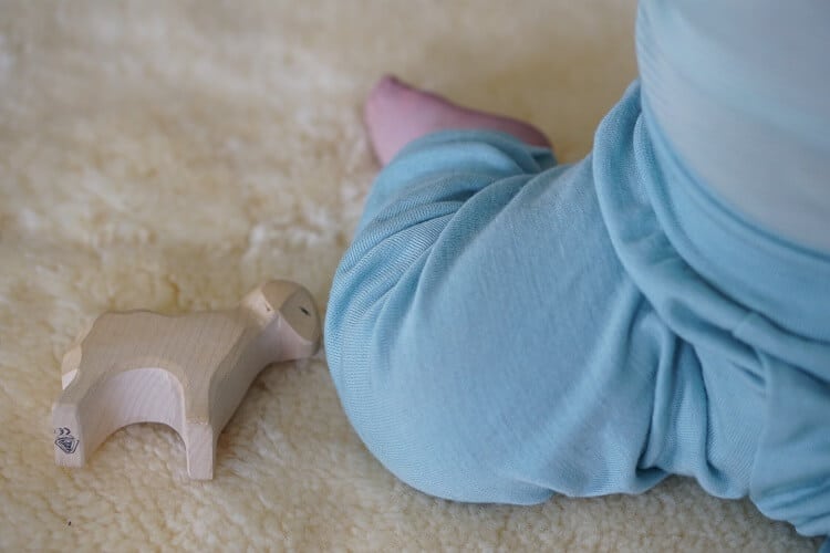 Nachhaltige Baby-Kleidung für Babys und Kinder