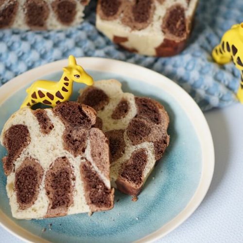 süßes Hefebrot mit Kindern backen