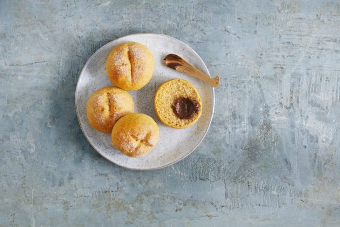 Breifrei von Anfang an als Beikostweg wählen - Süßkartoffelbrötchen eignen sich gut für Babys und Kleinkinder als gesundes Frühstück