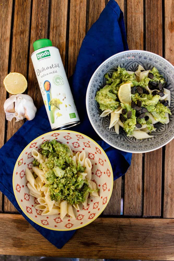 Lecker kochen für Babys: Nudeln mit Pesto und Beikostöl