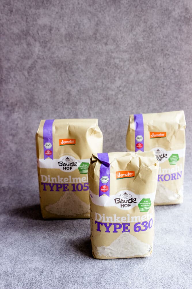 Mit welchem Mehl kann man gut Pizza backen?