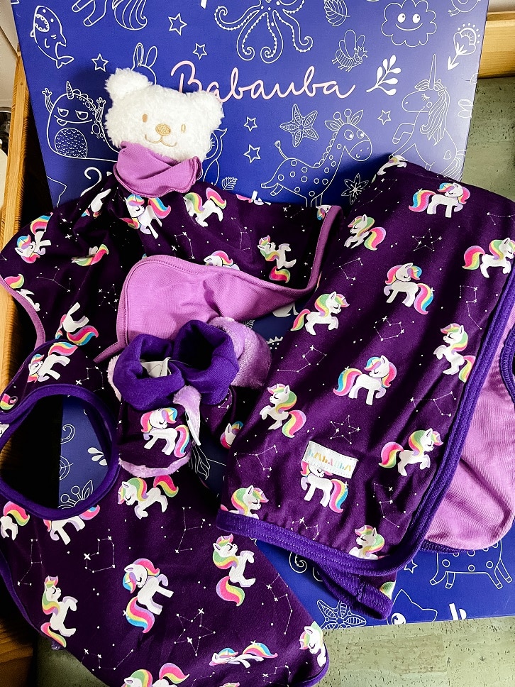 Geschenke zur Geburt: Babybox im Design „Galaxy Unicorns“